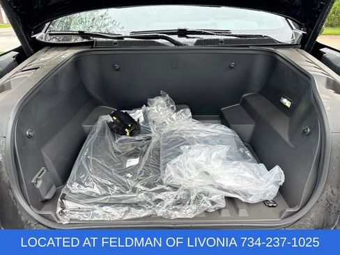 Certified 2024 Chevrolet Silverado EV RST AWD/4WD image 30