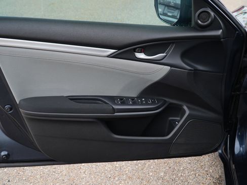 Used 2020 Honda Civic EX image 13