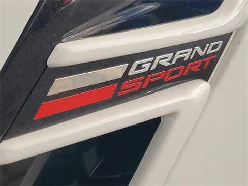 Used 2017 Chevrolet Corvette Grand Sport image 8