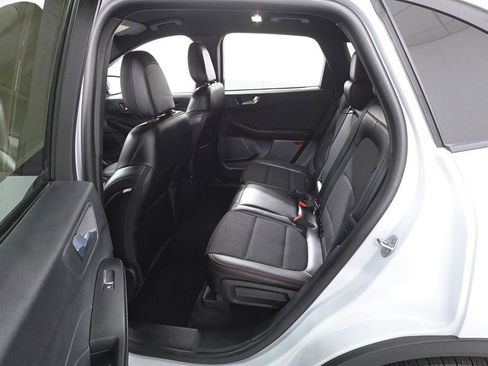 Certified 2025 Ford Escape ST-Line image 23