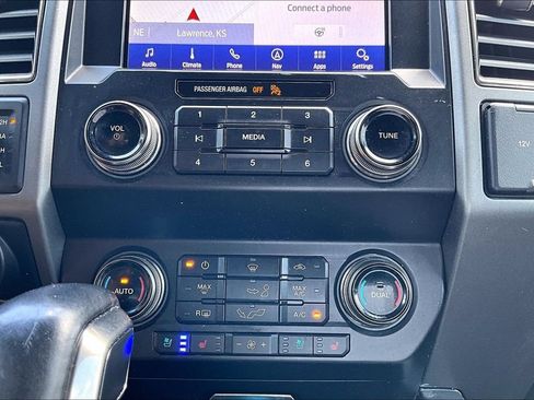 Used 2020 Ford F150 Raptor w/ Equipment Group 802A Luxury AWD/4WD image 32