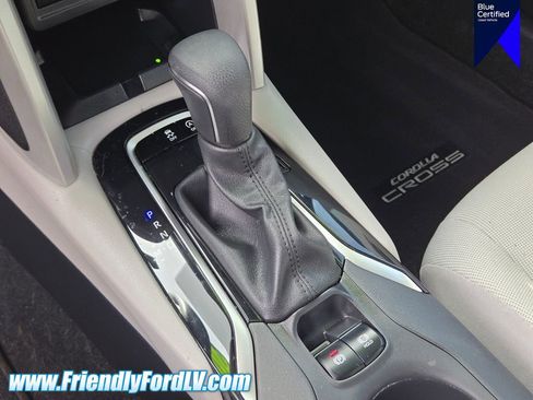 Used 2024 Toyota Corolla Cross LE w/ Moonroof Package FWD image 23