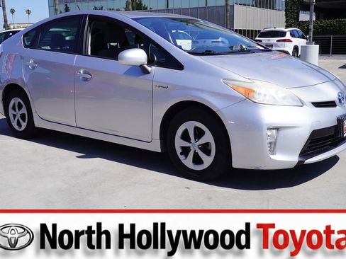 Used 2012 Toyota Prius Three FWD image 1