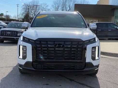 Used 2025 Hyundai Palisade Calligraphy image 2