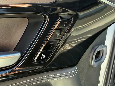 Certified 2026 Acura MDX w/ Advance Package image 15