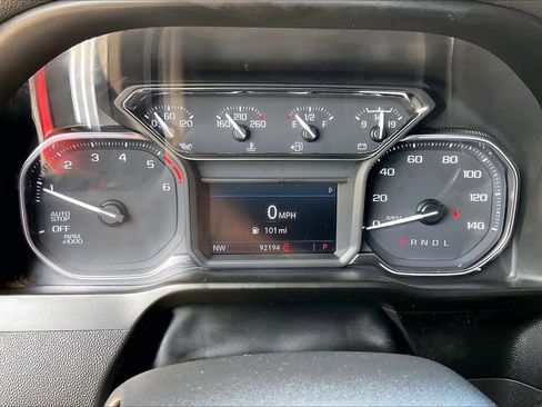 Used 2021 GMC Sierra 1500 SLT RWD image 22