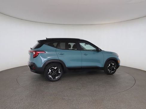 Used 2023 Honda HR-V LX image 20