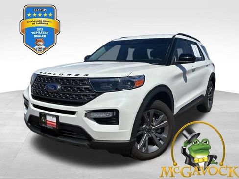 Used 2024 Ford Explorer XLT w/ Equipment Group 202A RWD image 1
