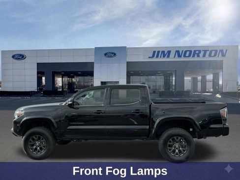 Used 2022 Toyota Tacoma SR5 w/ Technology Package AWD/4WD image 6