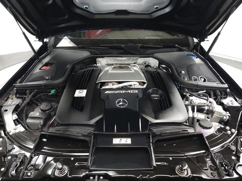 Used 2024 Mercedes-Benz AMG GT 63 S image 34