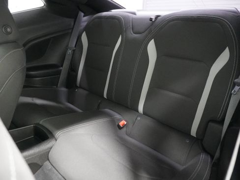 Used 2021 Chevrolet Camaro LT image 14