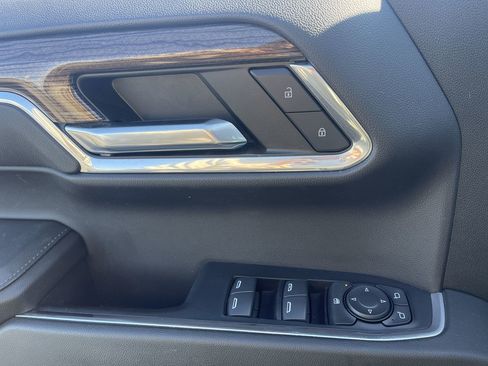 Certified 2024 Chevrolet Silverado 1500 LT image 23