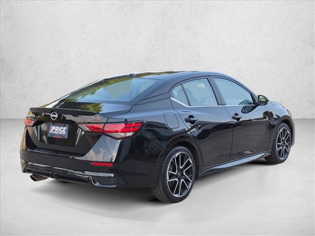 Used 2025 Nissan Sentra SR FWD image 5