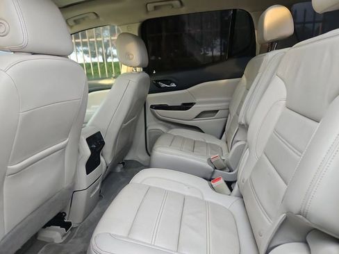 Used 2020 GMC Acadia Denali w/ Trailering Package image 6