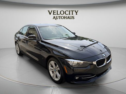 Used 2017 BMW 330e RWD image 1