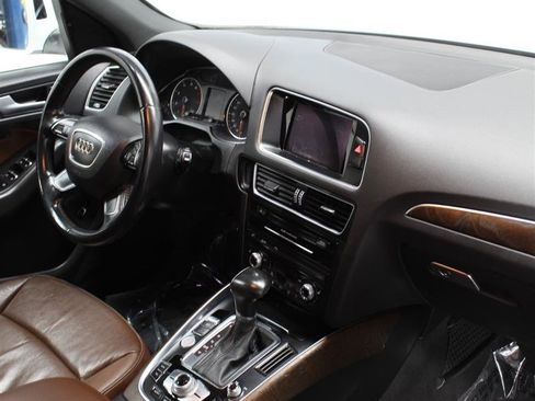 Used 2015 Audi Q5 2.0T Premium Plus w/ Technology Package AWD/4WD image 10
