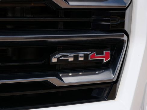 Used 2024 GMC Sierra 2500 AT4 w/ AT4 Premium Plus Package AWD/4WD image 20