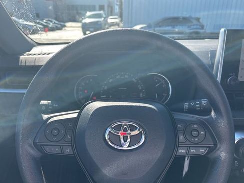 Used 2023 Toyota RAV4 LE image 15