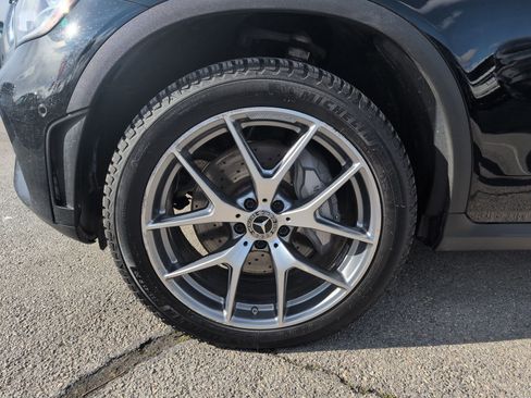 Used 2020 Mercedes-Benz GLC 300 4MATIC Coupe image 11