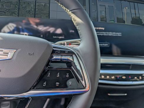 New 2025 Cadillac Lyriq Sport image 20