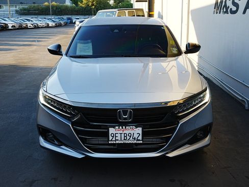 Used 2022 Honda Accord Sport image 2