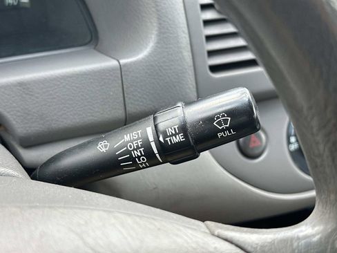 Used 2004 Toyota Camry LE image 22