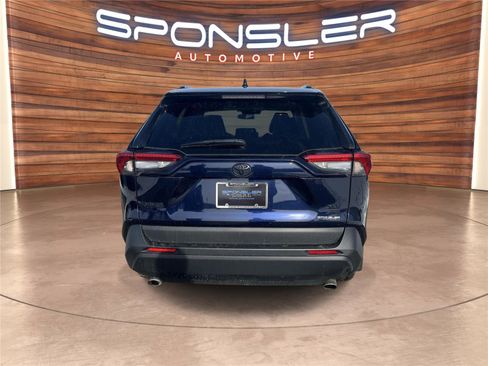 Used 2023 Toyota RAV4 XLE Premium image 4