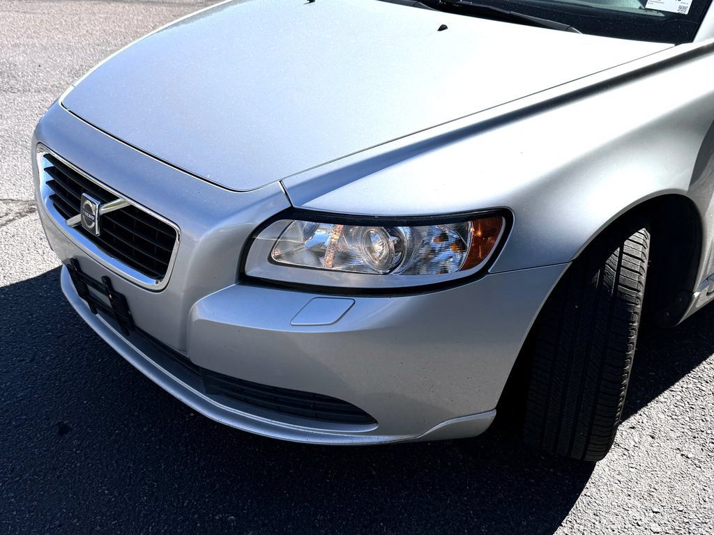 Used 2008 Volvo S40 2.4i FWD image 5