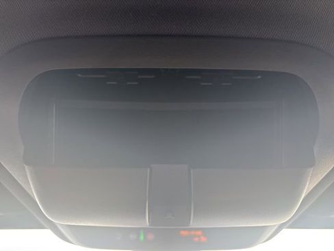 Used 2023 Chevrolet Equinox RS w/ RS Leather Package image 34