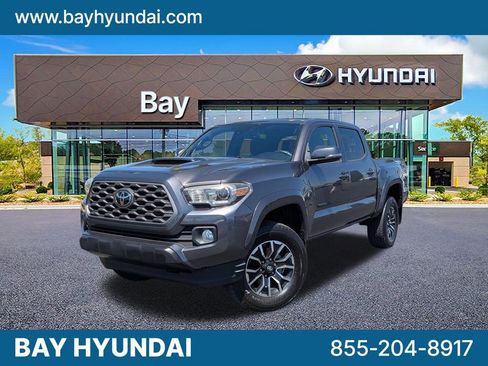 Used 2020 Toyota Tacoma TRD Sport w/ Technology Package image 1