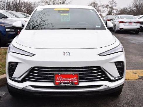 Used 2025 Buick Envista Preferred image 3