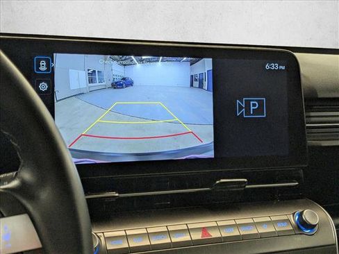 Used 2025 Hyundai Kona SEL image 14