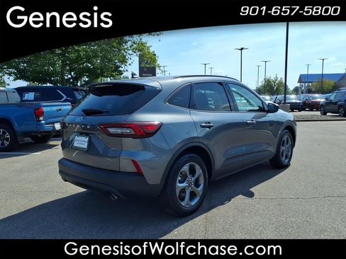 Used 2025 Ford Escape ST-Line FWD image 5
