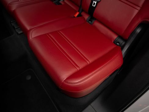 Used 2022 Porsche Cayenne GTS AWD/4WD image 71