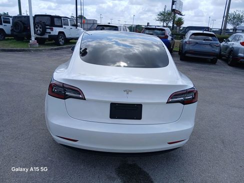 Used 2023 Tesla Model 3 Standard Range RWD image 5