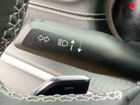 Certified 2025 Jeep Grand Cherokee L Laredo image 18