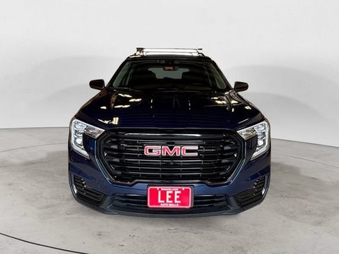 Used 2022 GMC Terrain SLE w/ Driver Convenience Package AWD/4WD image 9