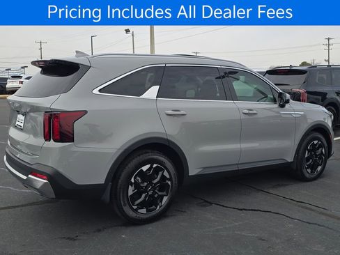 New 2026 Kia Sorento S w/ S Panoramic Sunroof Package FWD image 3