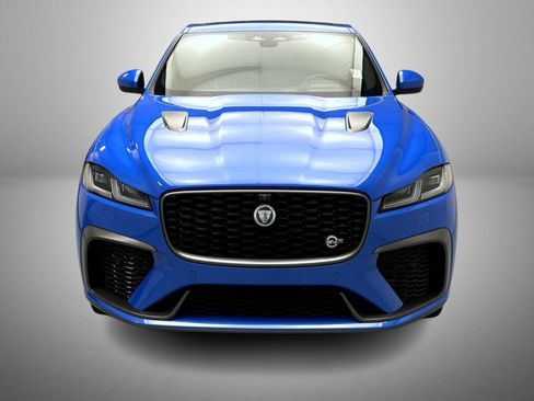 Used 2026 Jaguar F-PACE SVR AWD/4WD image 2