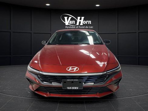 New 2025 Hyundai Elantra Sport image 9