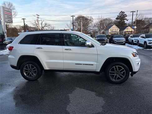 Used 2019 Jeep Grand Cherokee Limited image 2