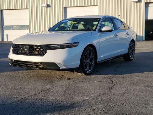 Certified 2024 Honda Accord EX-L image 3