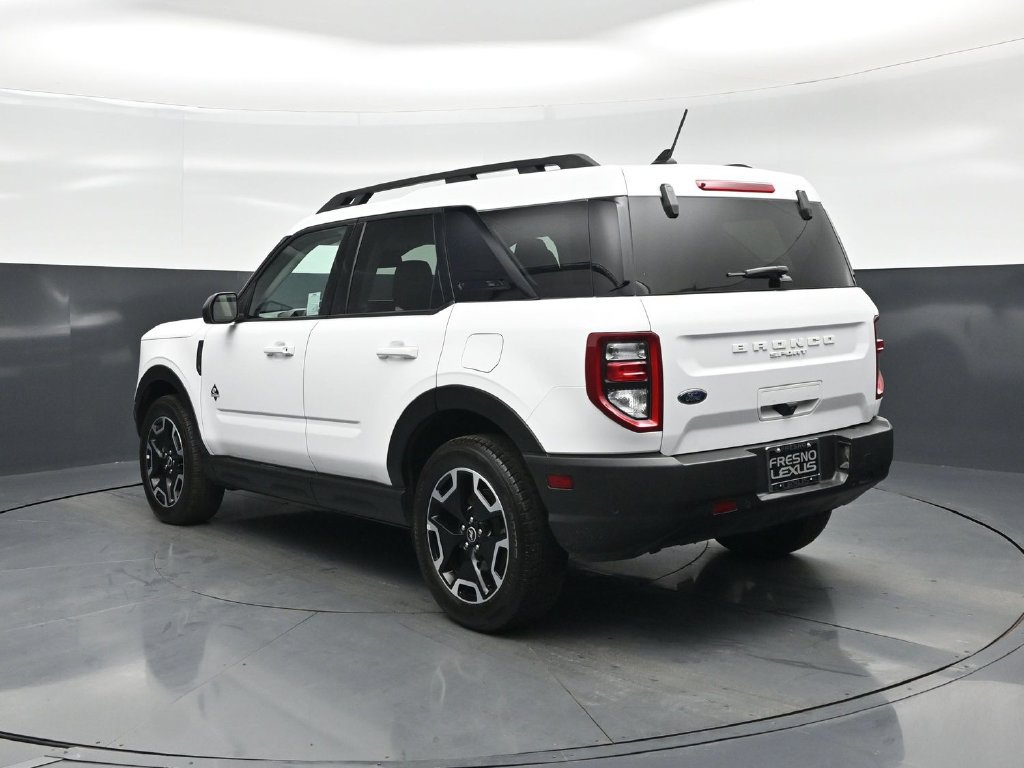 Certified 2023 Ford Bronco Sport Outer Banks w/ Tech Package AWD/4WD image 7