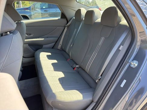Used 2025 Hyundai Elantra Sport FWD image 19
