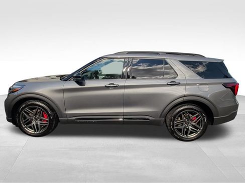 Used 2025 Ford Explorer ST w/ Sun And Sound Package AWD/4WD image 2
