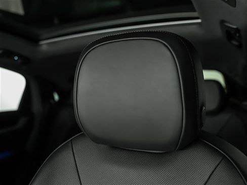 Certified 2026 Porsche Cayenne S image 22