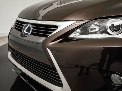Used 2014 Lexus CT 200h FWD image 3