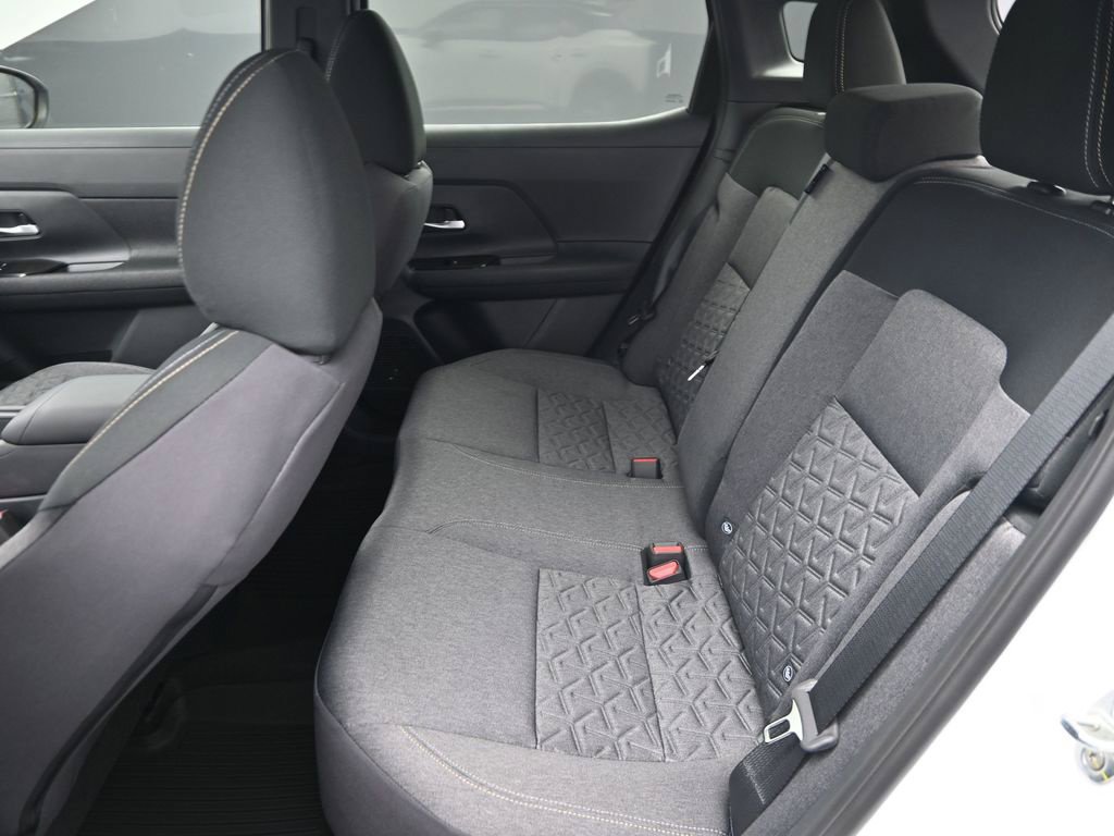 Certified 2026 Nissan Kicks SV w/ Charging Package FWD image 15