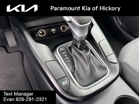 Used 2023 Kia Soul LX w/ Option Group 015 FWD image 22