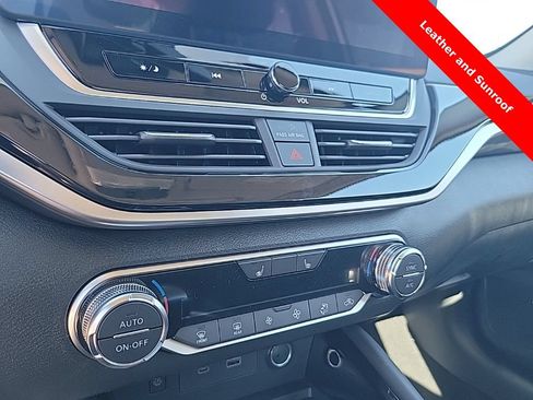 New 2025 Nissan Altima 2.5 SR w/ SR Premium Package FWD image 26